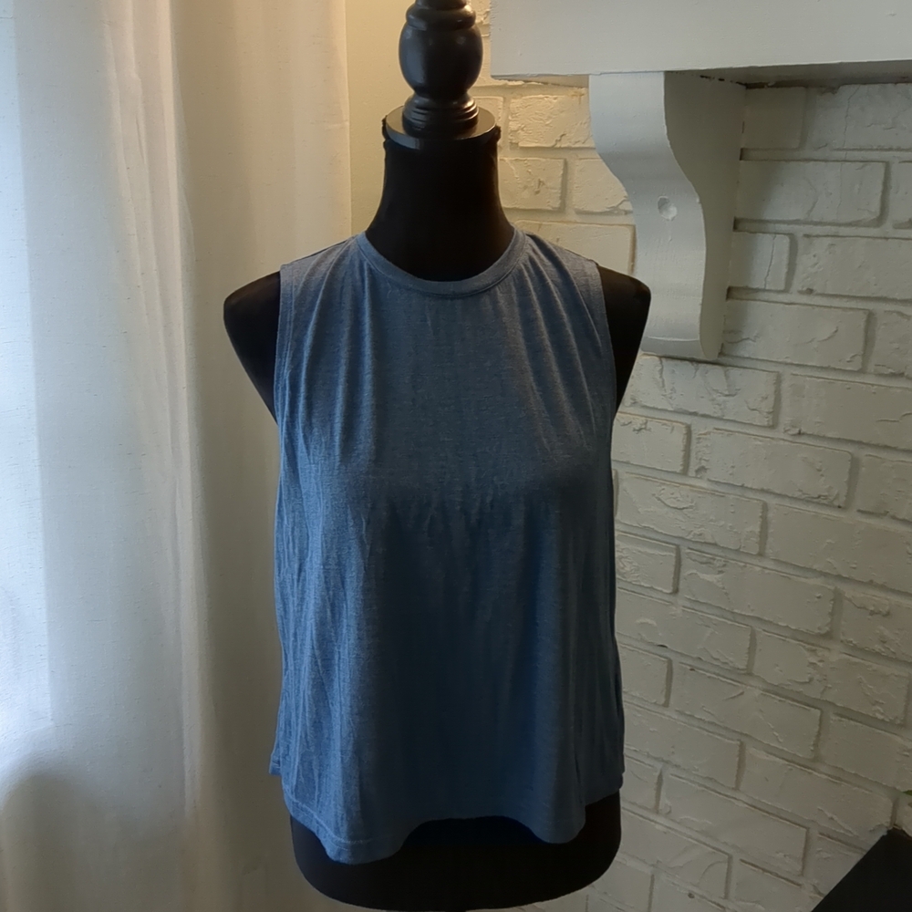 **3/$10** SHEIN Blue Sleeveless Crop Tank Top